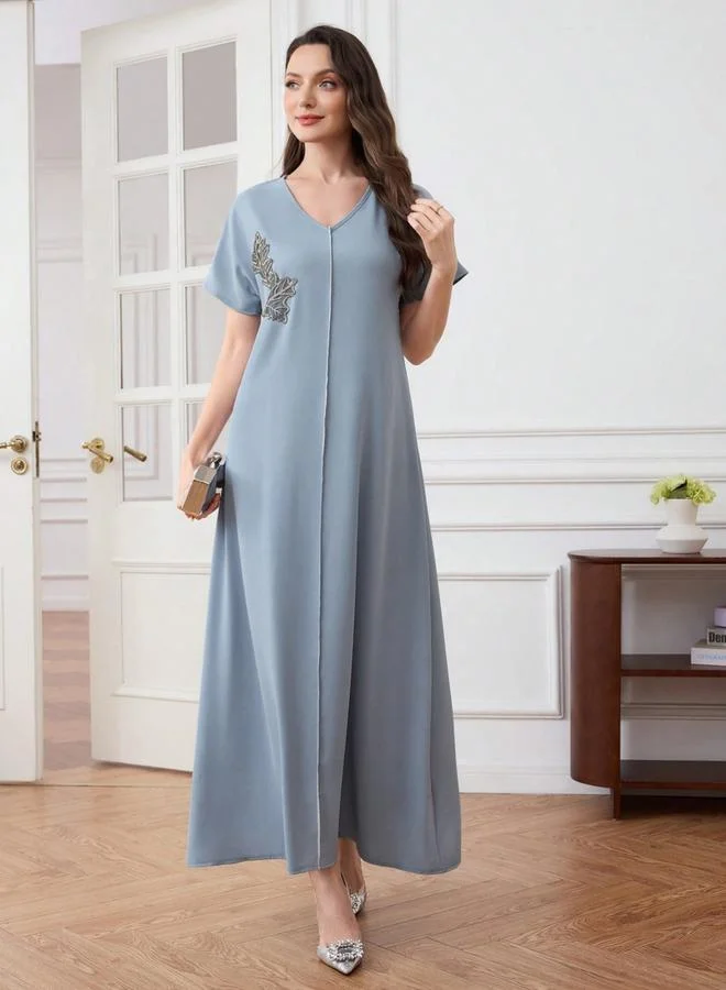 تايك تو فستان طويل بتفاصيل رقعة أوراق شجر